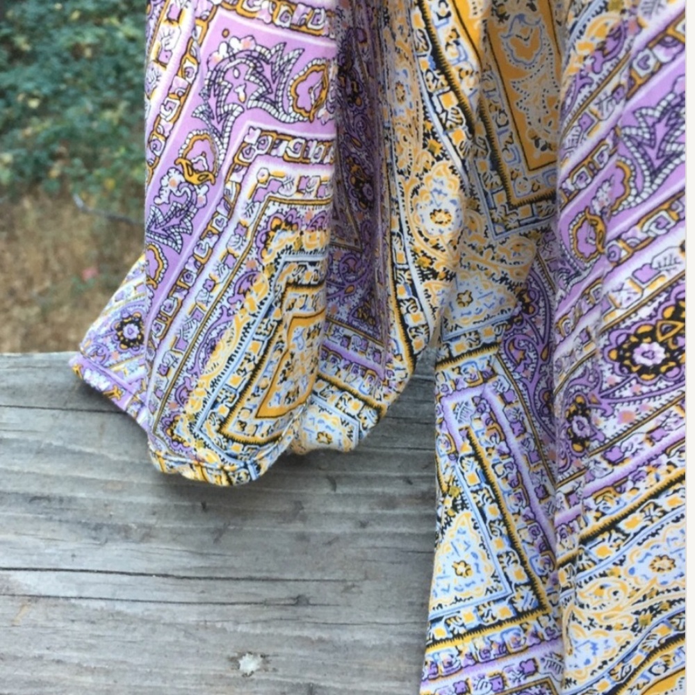 Cotton on brand kimono in lavender and sherbet yellow - Picture 9 of 12